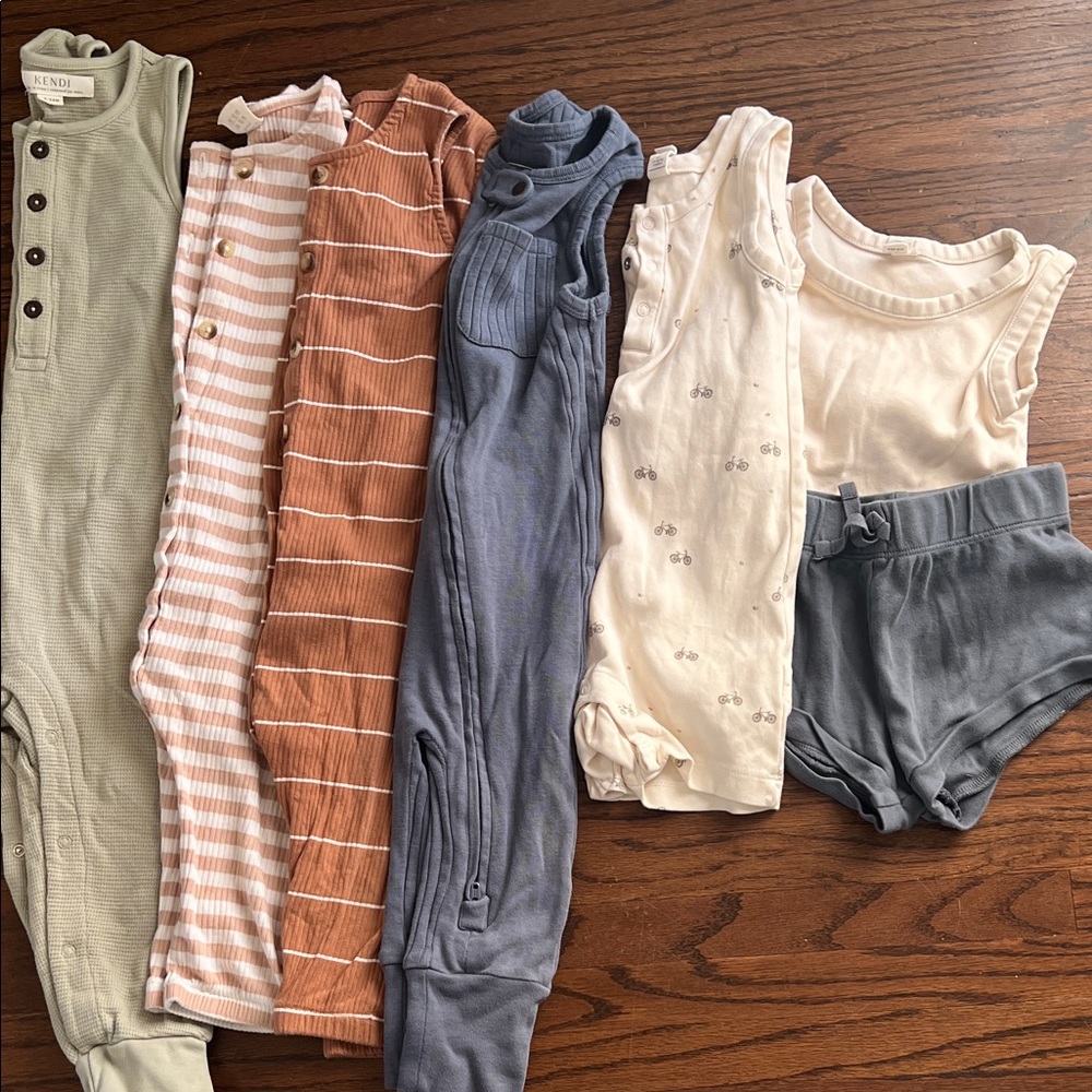 Colored Organics, Kendi, SIIX Loved Baby  lot of 7 pieces